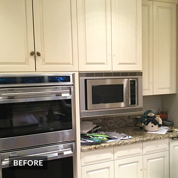 Colorworks Usher Kitchen Cabinet Refinishing - Before